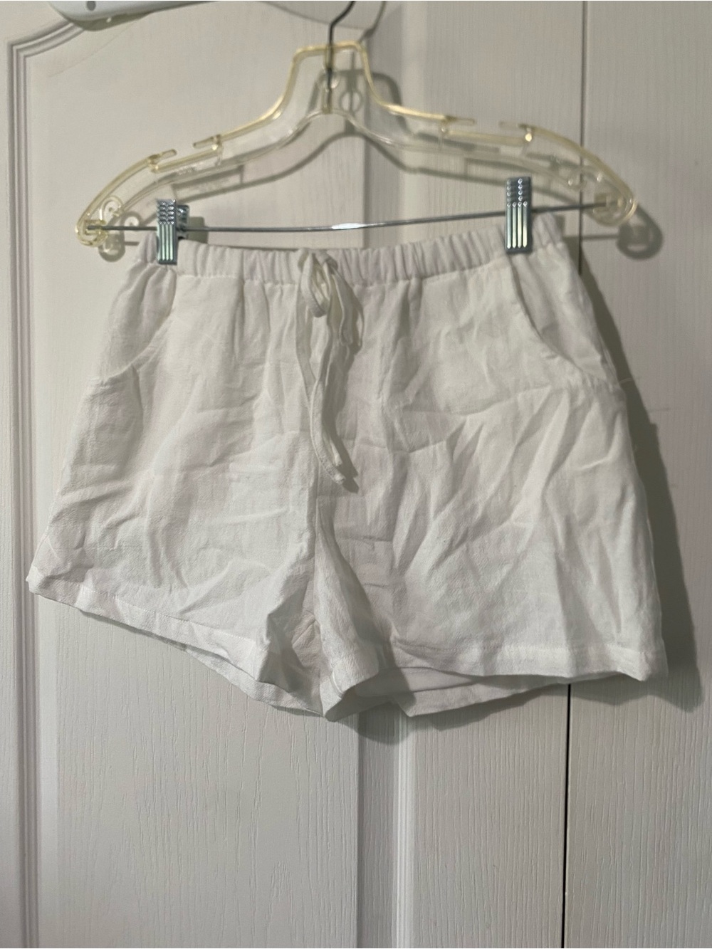 SHEIN White Elastic Drawstring Women's Athletic Shorts